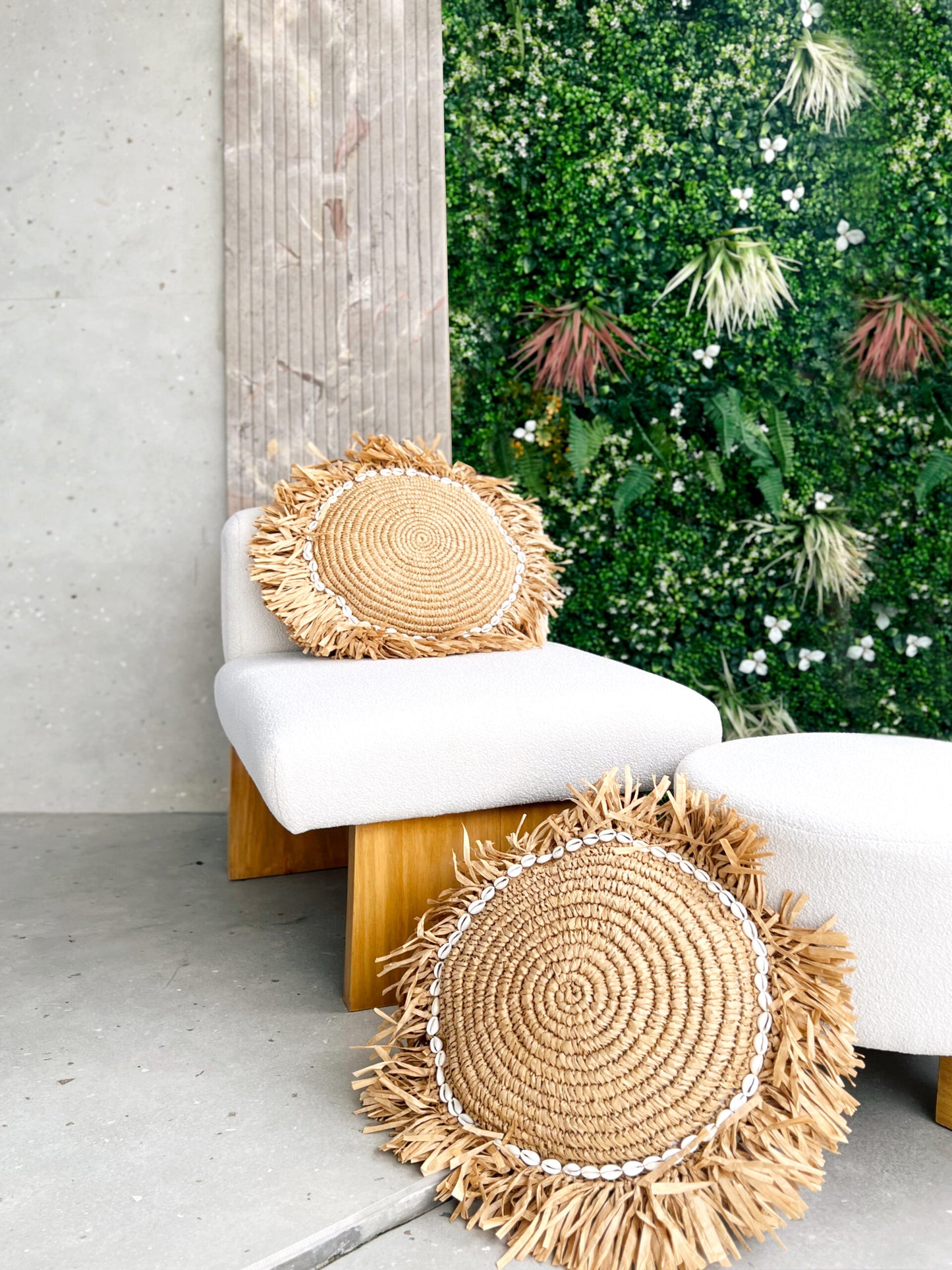 Raffia Fringe Shell Round Cushion