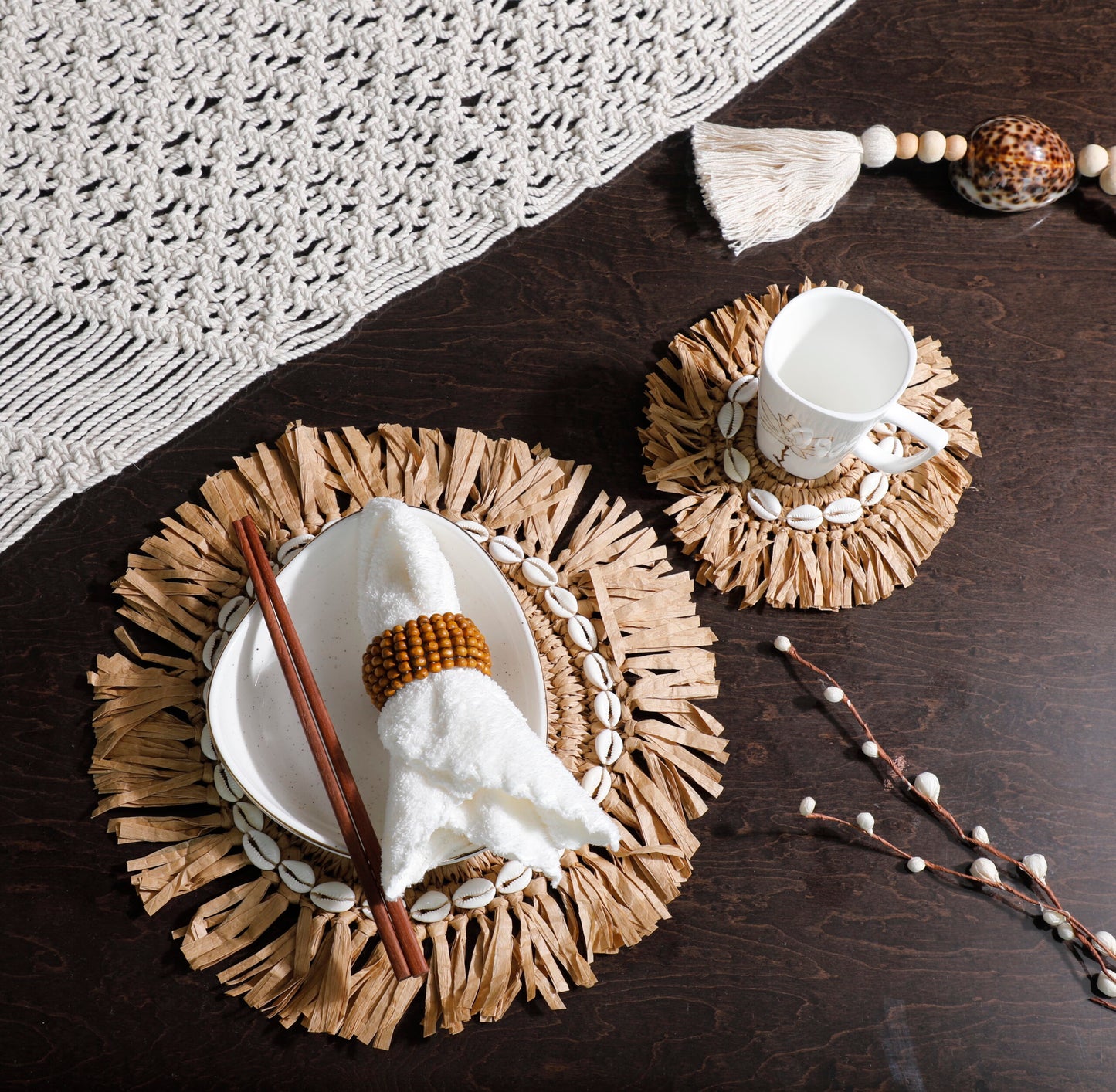Raffia Shell Fringe Round Placemat