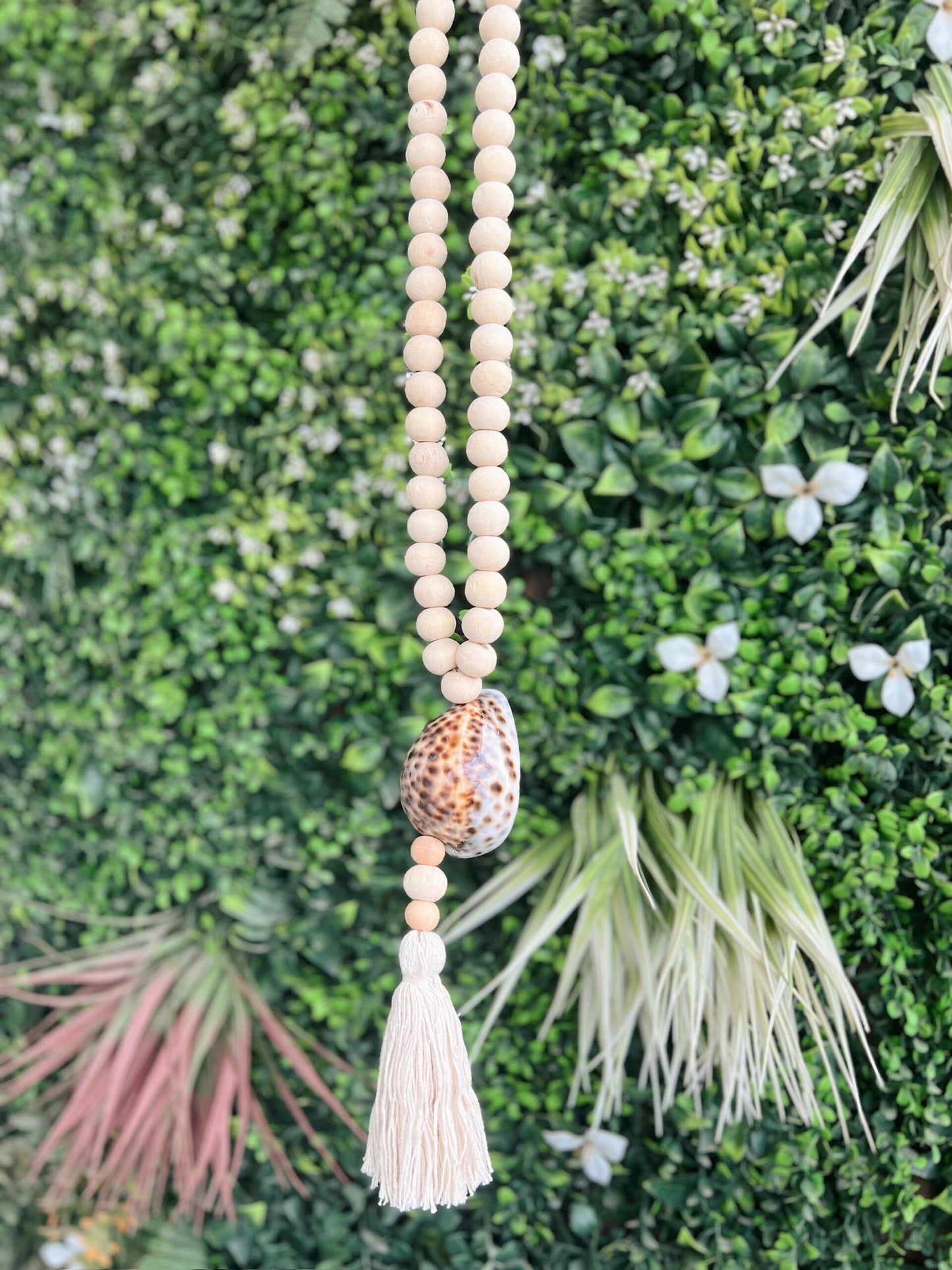 Statement Shell Garland