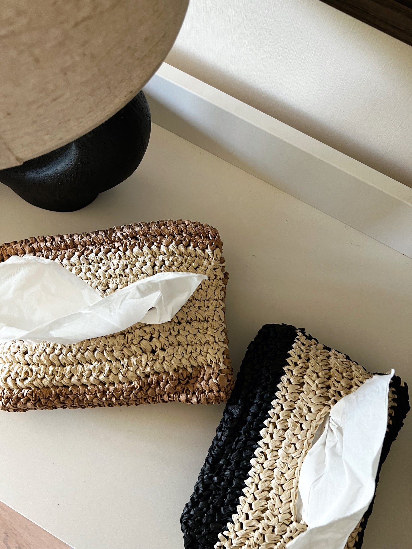 Raffia Woven Tissue Pouch (Black)