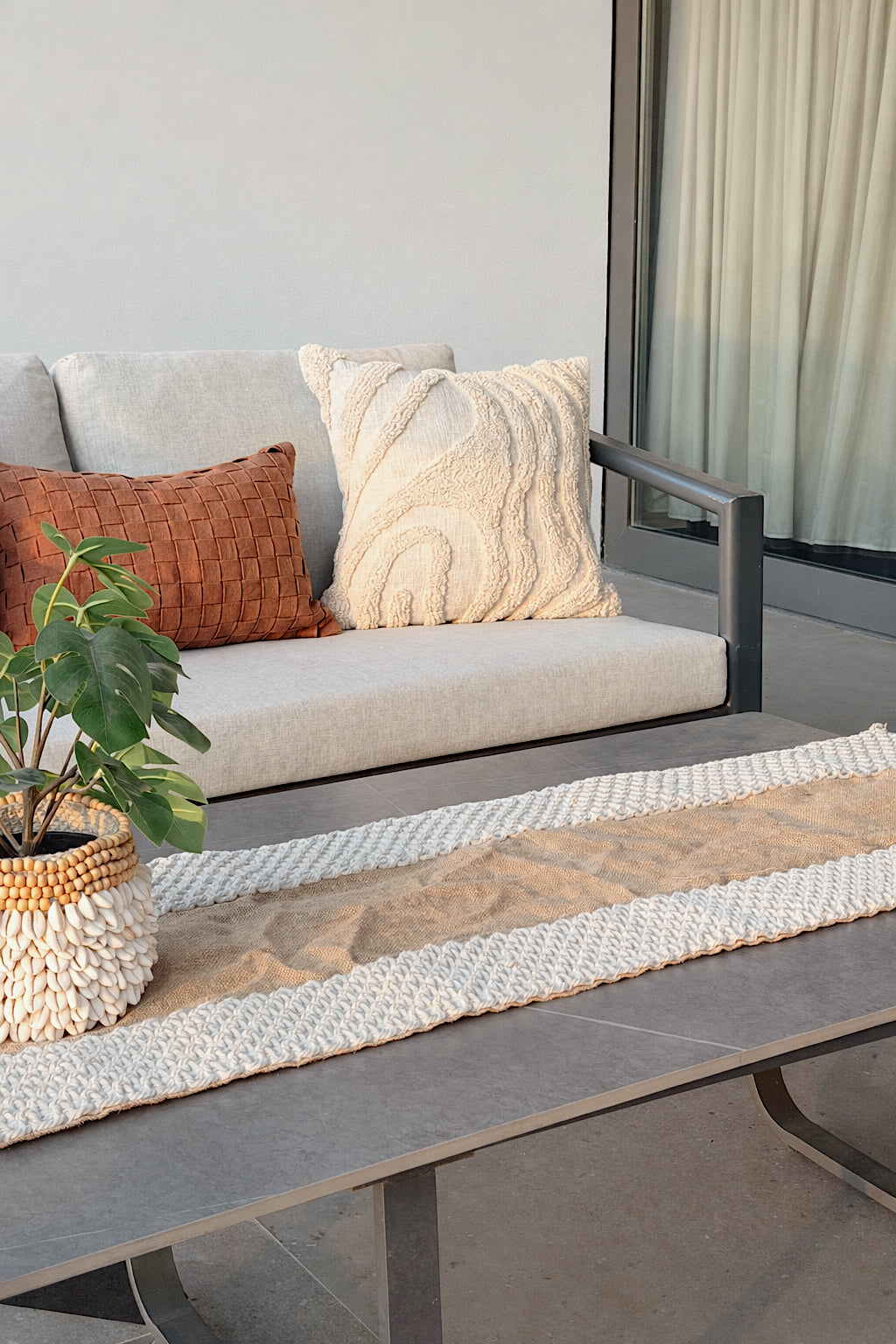 Lyla Jute Table Runner